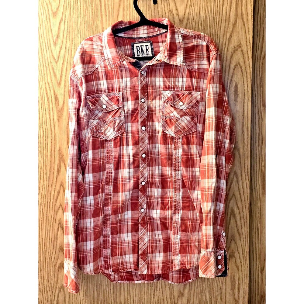BKE Vintage 1967 Distressed Shirt Men Size L Red Plaid Pearl Snaps